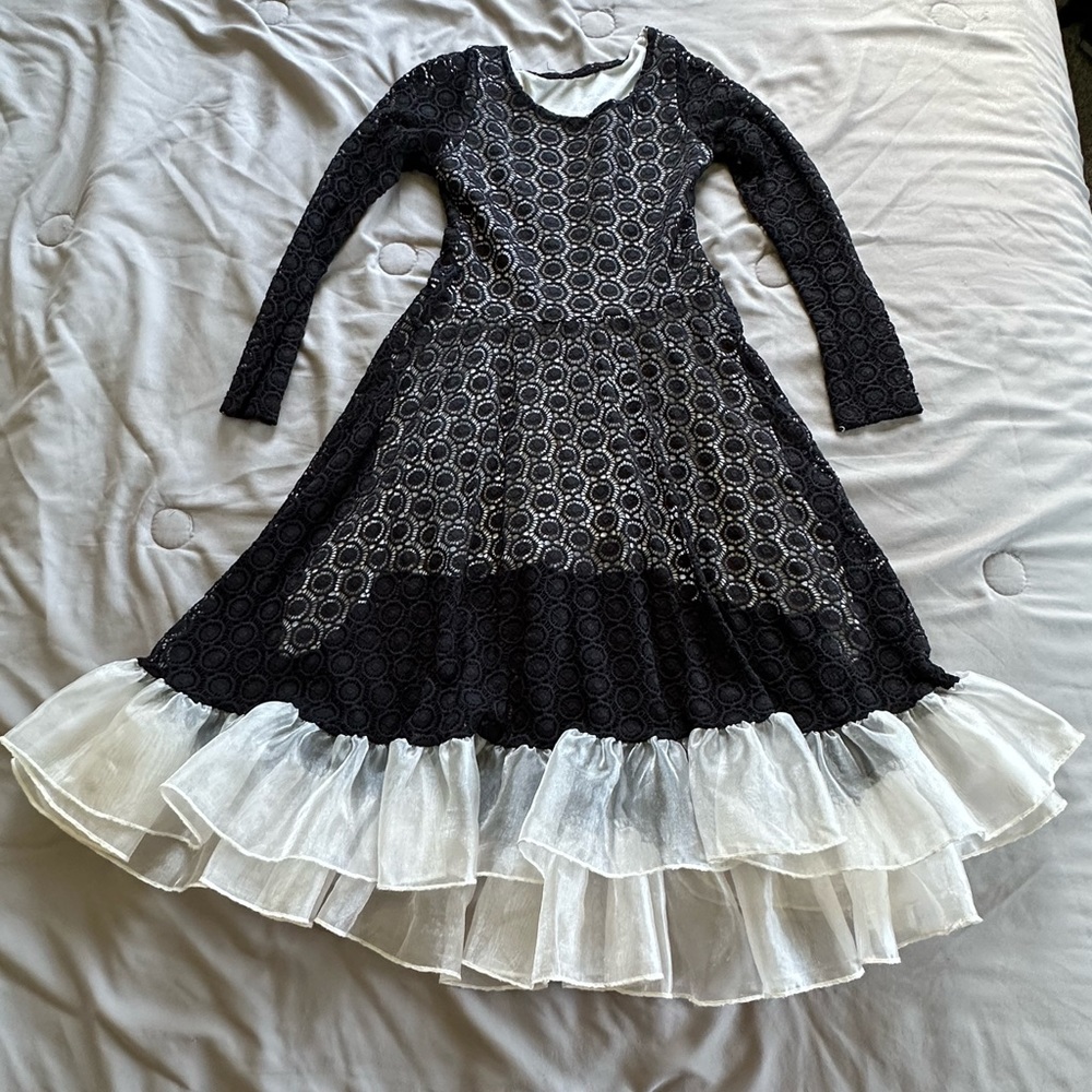 Girls dress